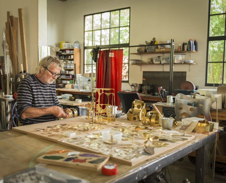 Jeff Lowe studio at Lime Works Faversham Kent, 2019, © Steve Russell Studios, image courtesy of Pangolin London 2019