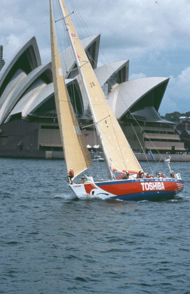 Toshiba leaving Sydney Harbour. Credit: Clive Mason
