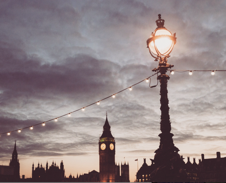 streetlight overlooking westminster