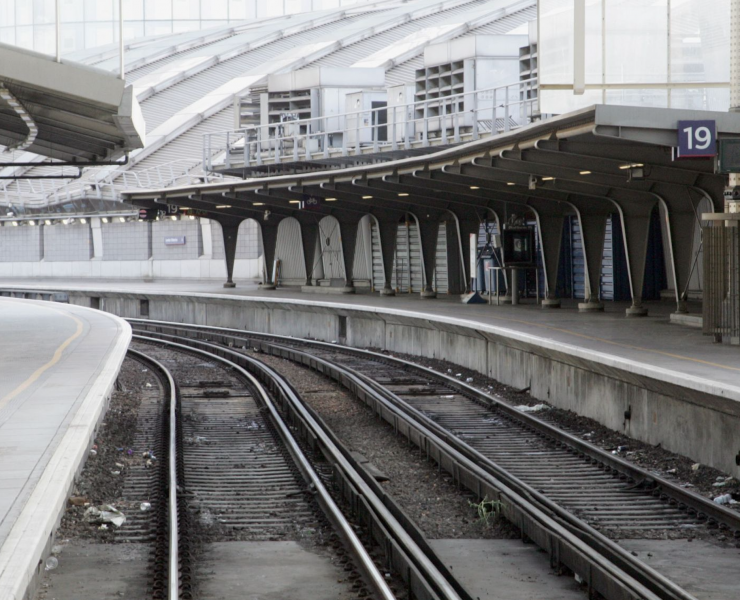 empty platform at Waterloo railway station