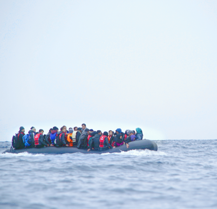 boat full of migrants crossing the channel