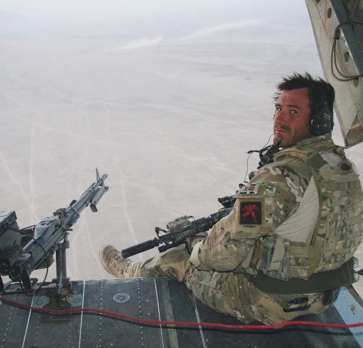 Jason Fox in back of Chinook. Picture from book Battle Scars